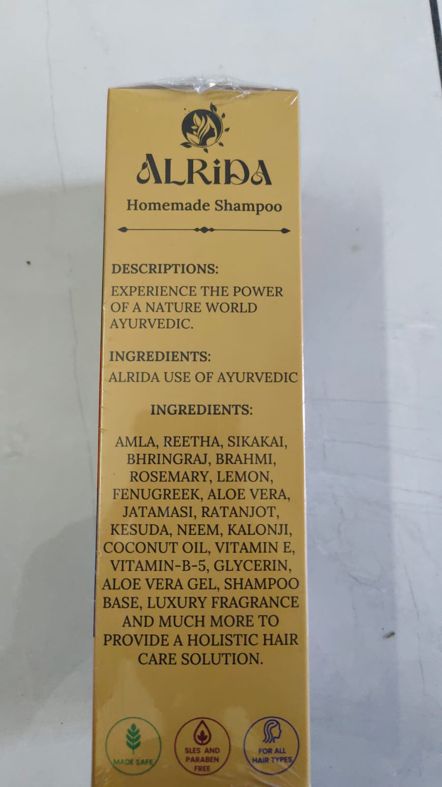 Ayurvedic Herbal Hair Cleanser Shampoo for Strong & Silky Hair